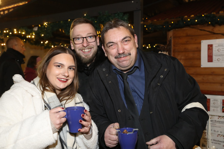 In KURTs Bildergalerie: So viel Freude macht der Gifhorner Weihnachtsmarkt 2023