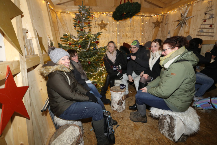 In KURTs Bildergalerie: So viel Freude macht der Gifhorner Weihnachtsmarkt 2023