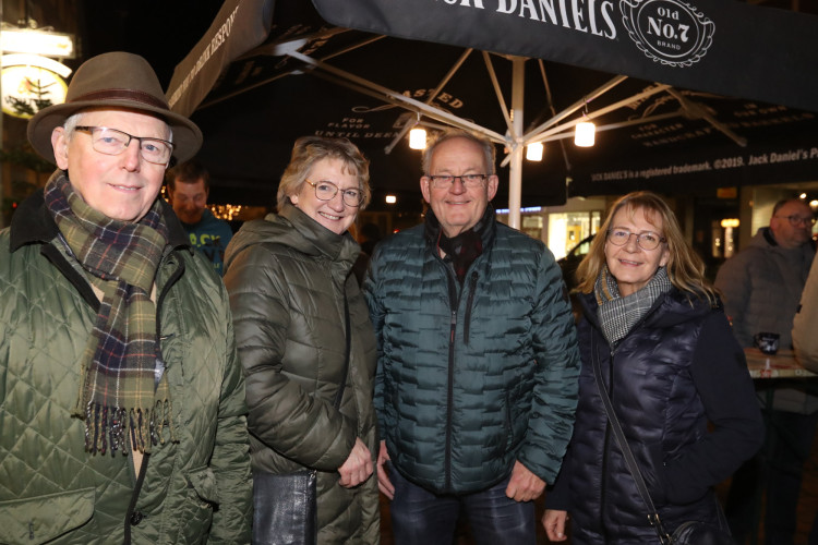 In KURTs Bildergalerie: So viel Freude macht der Gifhorner Weihnachtsmarkt 2023