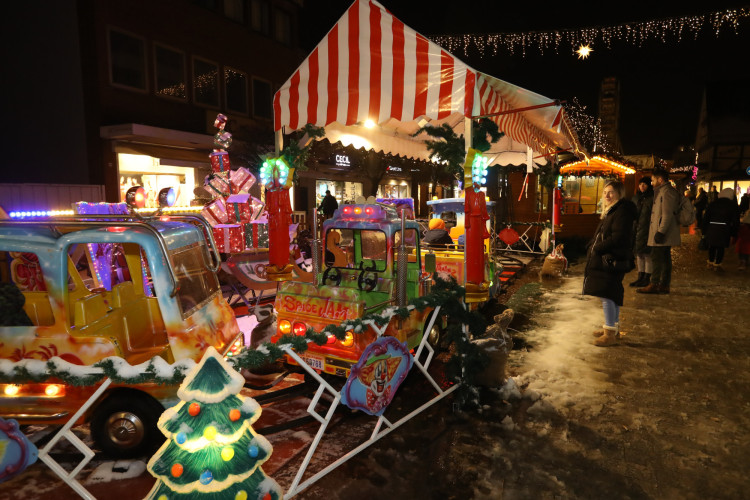 In KURTs Bildergalerie: So viel Freude macht der Gifhorner Weihnachtsmarkt 2023