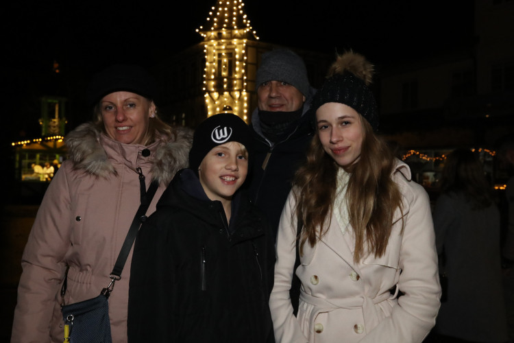 In KURTs Bildergalerie: So viel Freude macht der Gifhorner Weihnachtsmarkt 2023