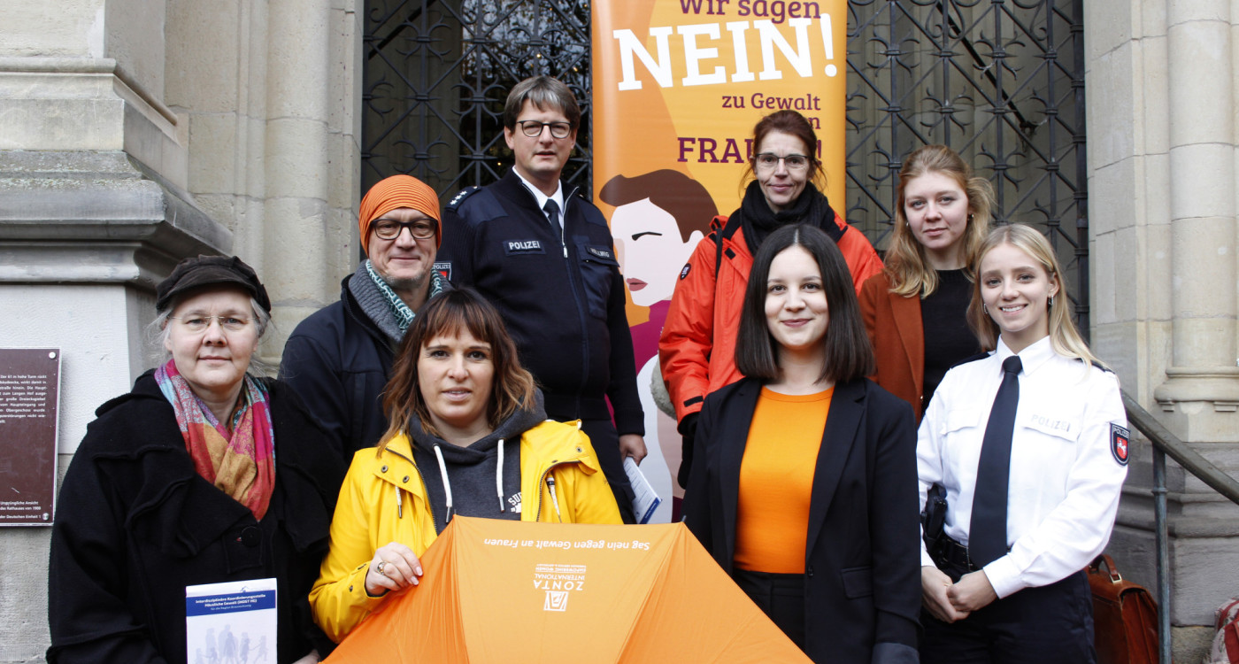 Internationaler Tag gegen Gewalt an Frauen: Interdisziplinäre Koordinierungsstelle Häusliche Gewalt für die Region Braunschweig informiert über Gewaltschutzgesetz