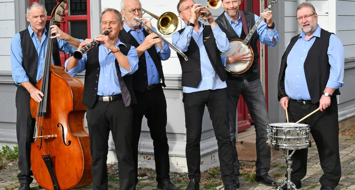 Jazz, Groove, Swing: Die Saratoga Seven spielen in Gifhorns Grille zu Gunsten der Ukraine-Hilfe