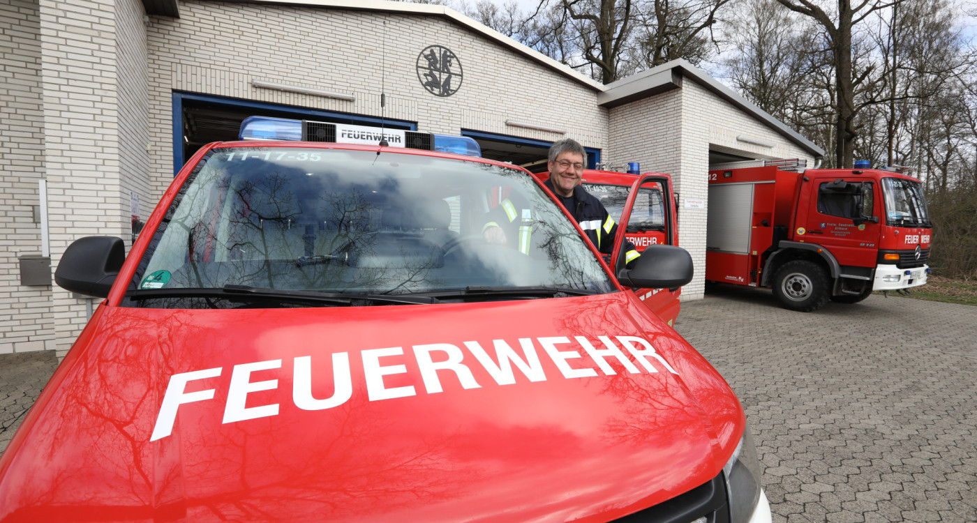 Jeder in Wilsche sehnt den Neubau herbei: Dort, wo sich die Feuerwehrmänner noch in der Fahrzeughalle umziehen müssen