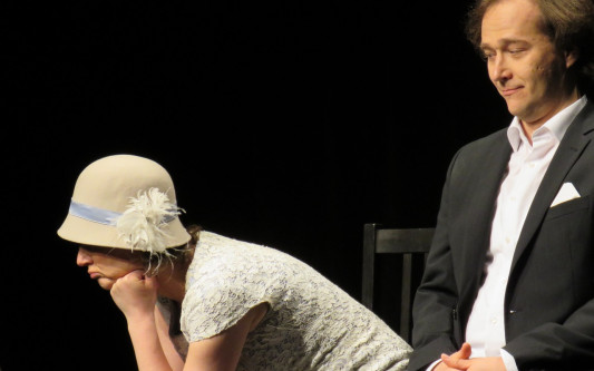 Jetzt sprechen seine Frauen: Kulturverein Gifhorn lädt zu Theaterstück über Schriftsteller und 