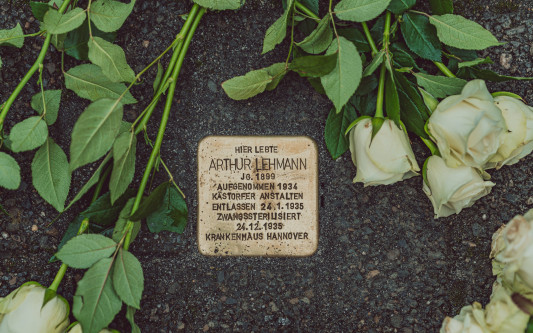 Kein Entkommen nach dem Gifhorner Gutachten: Noch in Hannover wird Arthur Lehmann behördlich verfolgt und verstümmelt