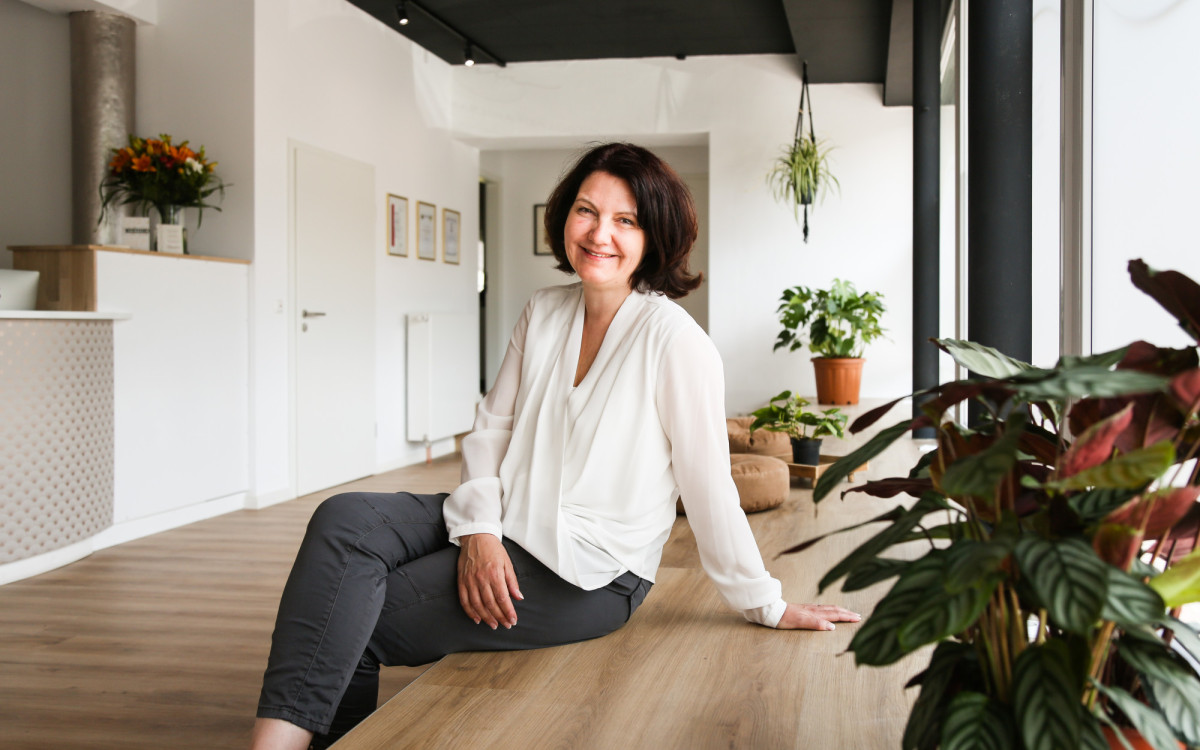 Keine Angelina Jolie, dafür integrative Medizin - Dr. Martina Herzog eröffnet ihre ganzheitliche Praxis an Gifhorns Torstraße