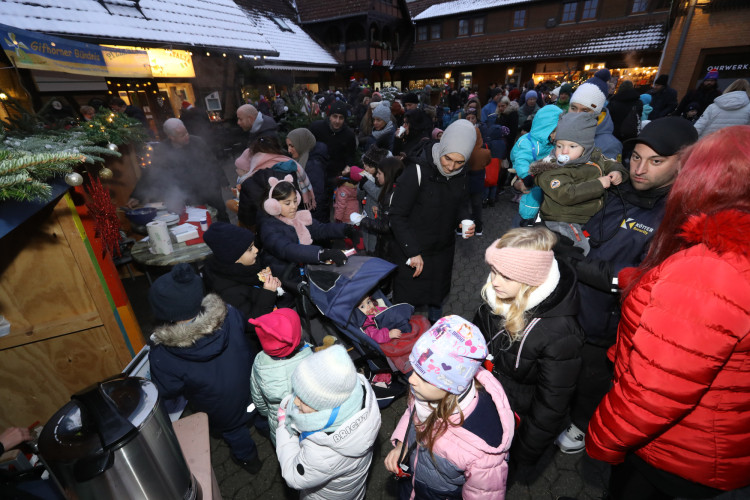 Kindliche Freude gehört zur Weihnachtszeit: Das war der Gifhorner Kinderweihnachtsmarkt in der Steinweg Passage