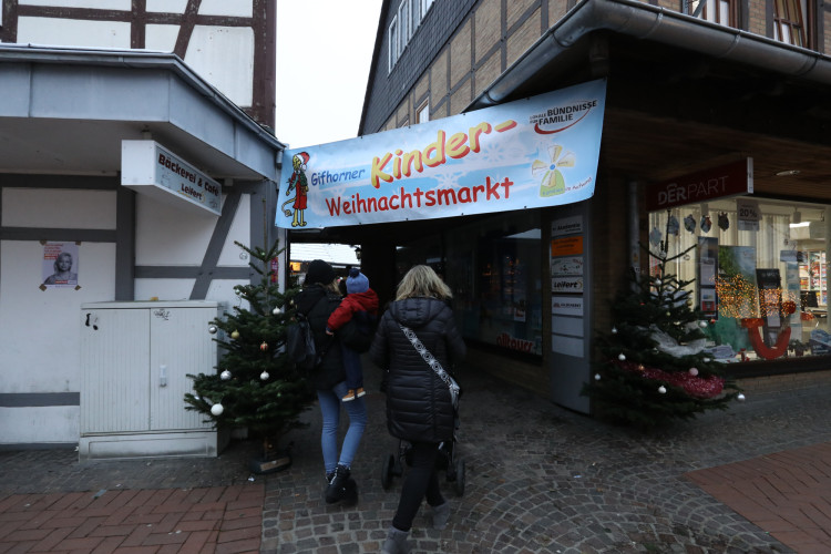 Kindliche Freude gehört zur Weihnachtszeit: Das war der Gifhorner Kinderweihnachtsmarkt in der Steinweg Passage