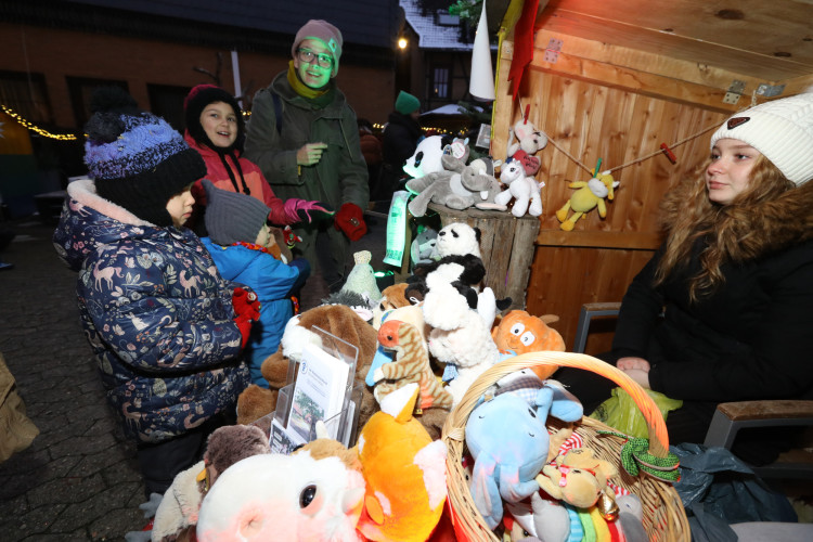 Kindliche Freude gehört zur Weihnachtszeit: Das war der Gifhorner Kinderweihnachtsmarkt in der Steinweg Passage
