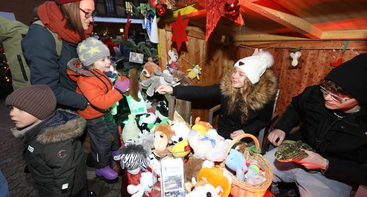 Kindliche Freude gehört zur Weihnachtszeit: Das war der Gifhorner Kinderweihnachtsmarkt in der Steinweg Passage