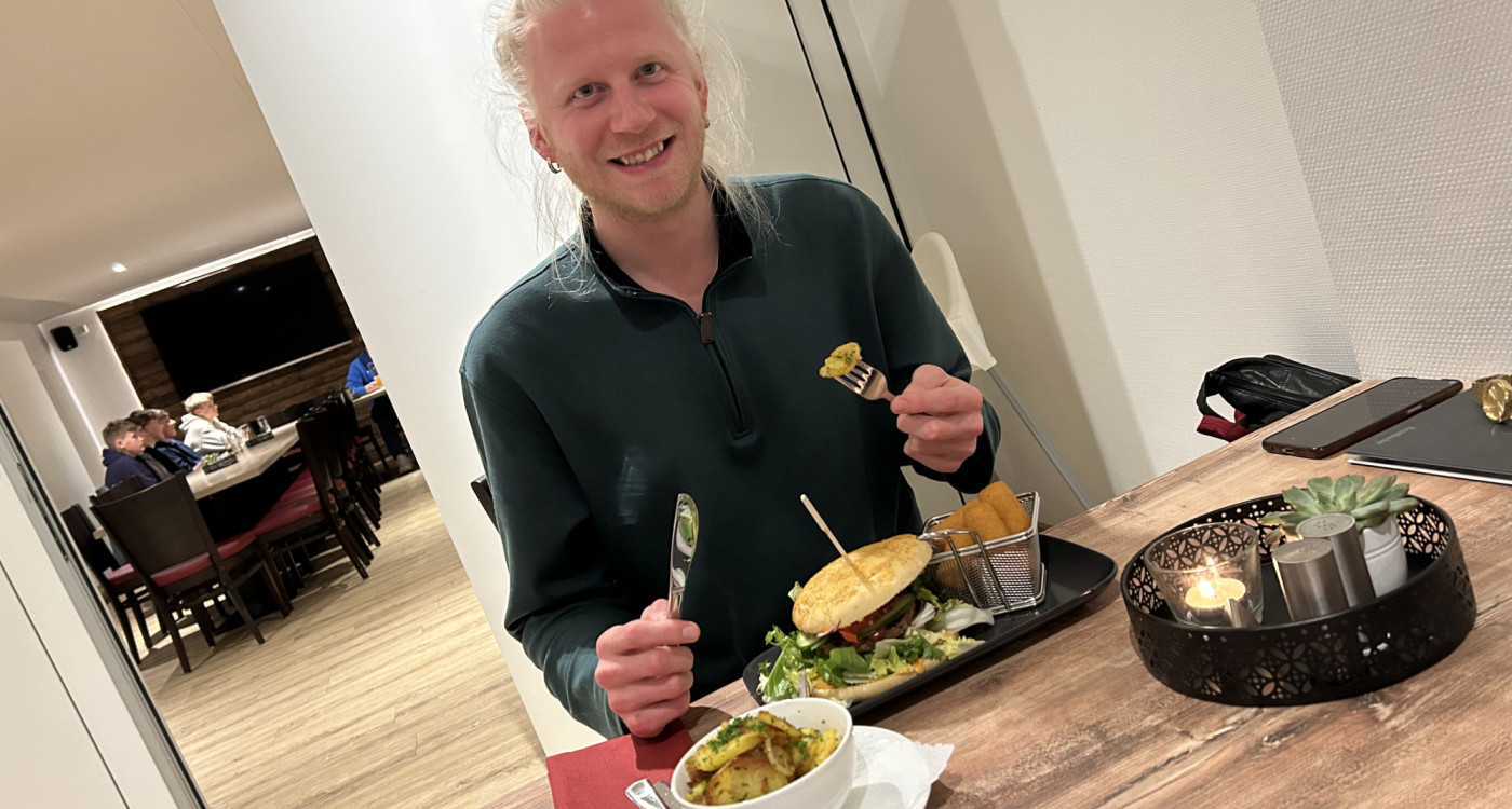 Kleine Überraschung am vernebelten Fußballplatz: Die Sportgaststätte beim TuS Müden-Dieckhorst punktet mit variabler Küche