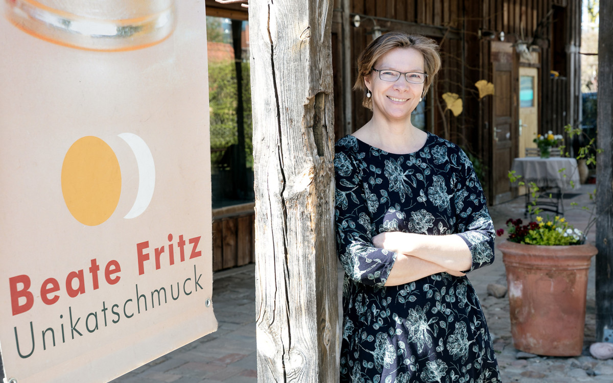 Kleinen, aber feinen Weihnachtsschmuck aus Gifhorn gibt's bei Goldschmiedemeisterin Beate Fritz