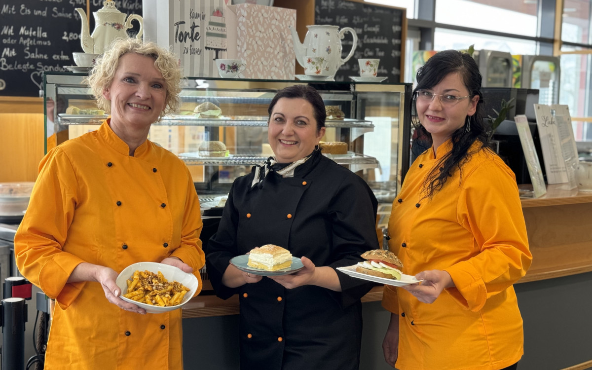 Köstliche Essensangebote in der Caféteria der Kreisvolkshochschule und Kreismusikschule