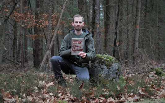 Kritischer Blick auf Wesendorfer Militärgeschichte: Hendrik Altmann erarbeitet in seinem Buch die Geschichte des Fliegerhorst  Wesendorf