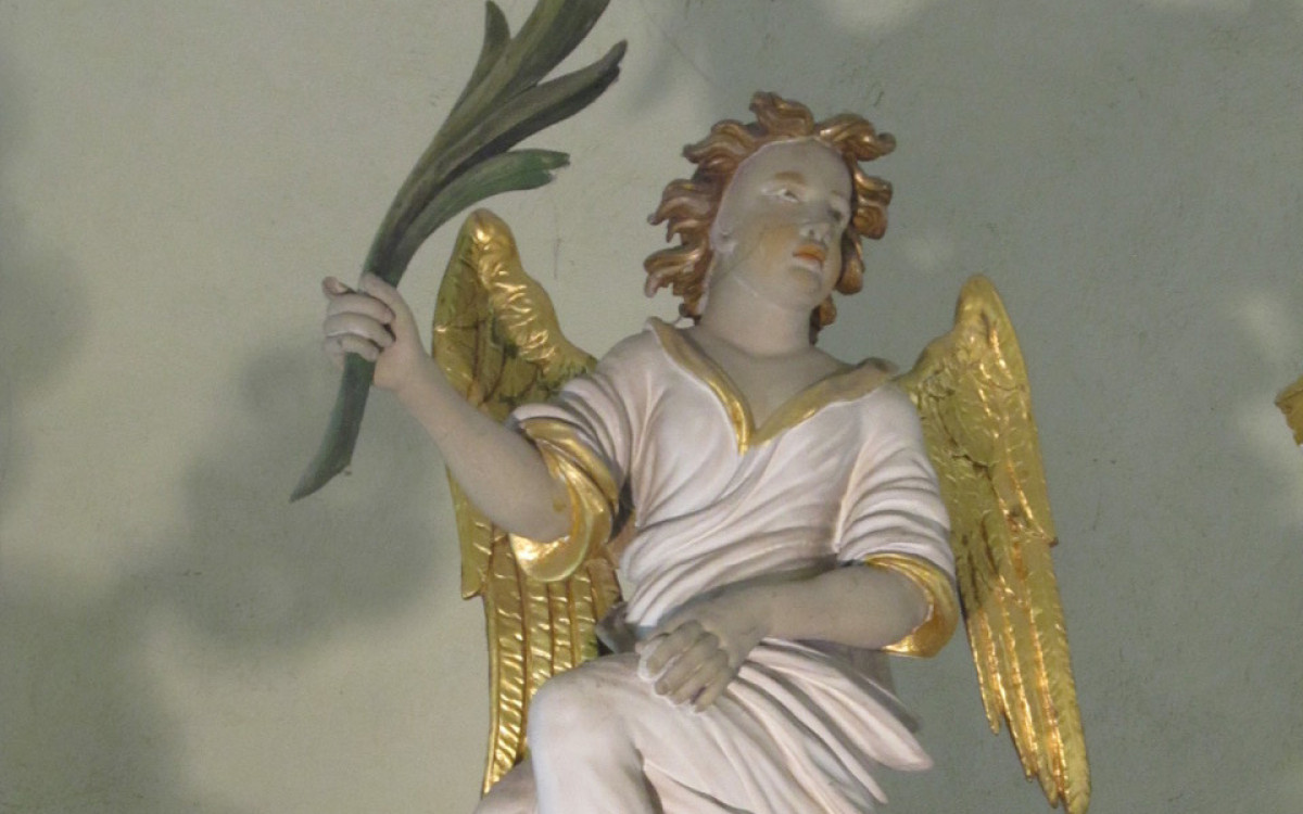 Kunsthistorischer Vortrag in der St. Nicolai-Kirche über Flügelwesen und Gifhorns Gottesbote, dem zwei Finger fehlen