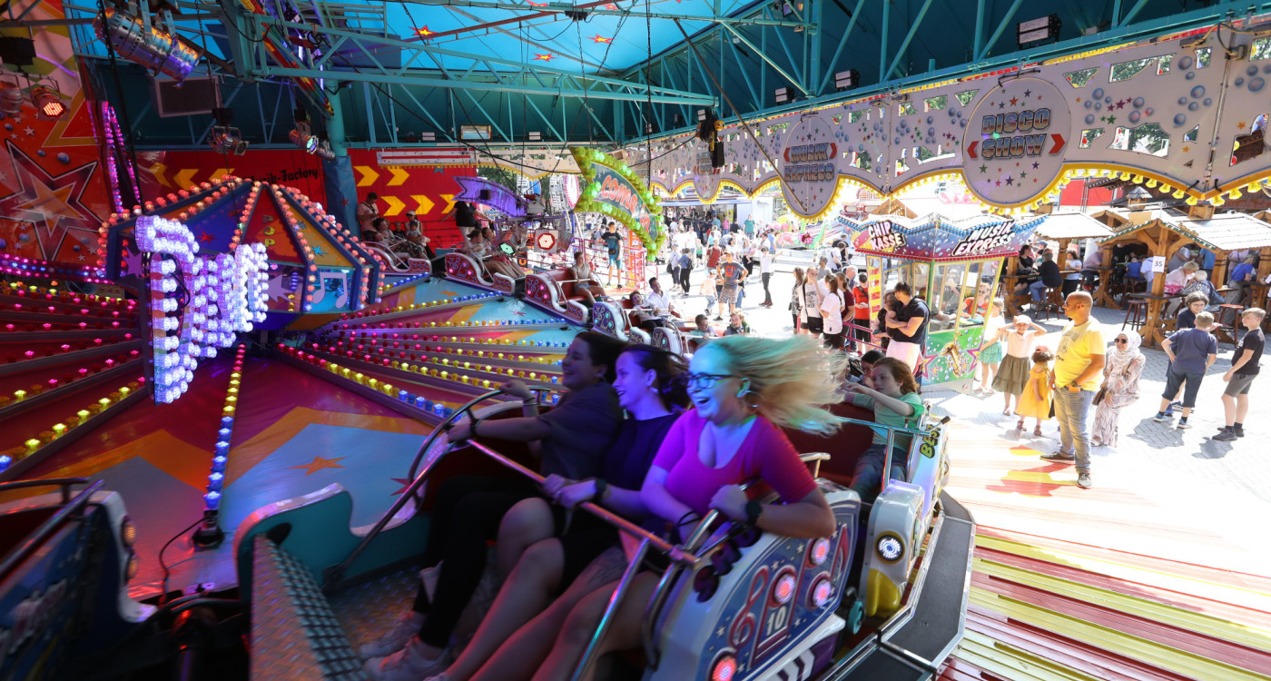 KURT-Bildergalerie: Breakdancer, Autoskooter, Zuckerwatte und mehr – Hier kommen die schönsten Fotos vom Rummel zum Gifhorner Schützenfest