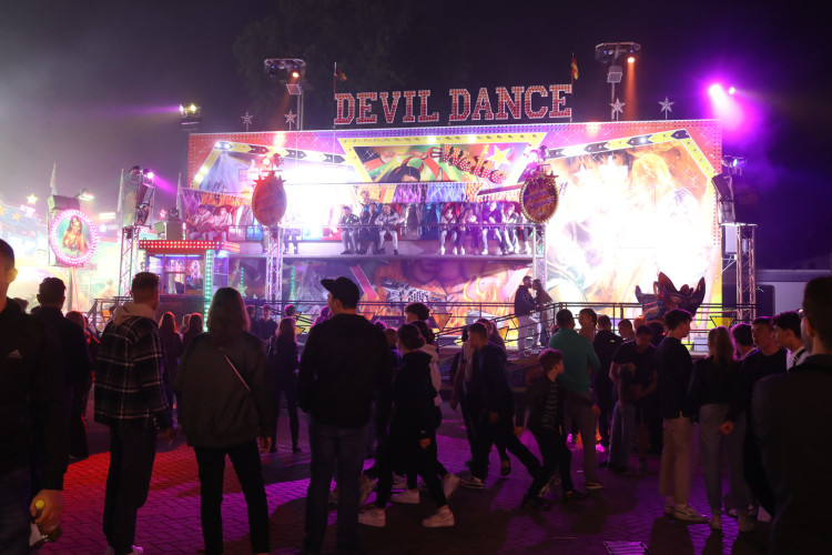 KURT-Bildergalerie: Breakdancer, Autoskooter, Zuckerwatte und mehr – Hier kommen die schönsten Fotos vom Rummel zum Gifhorner Schützenfest