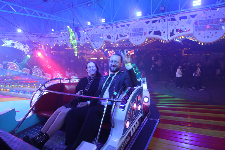 KURT-Bildergalerie: Breakdancer, Autoskooter, Zuckerwatte und mehr – Hier kommen die schönsten Fotos vom Rummel zum Gifhorner Schützenfest