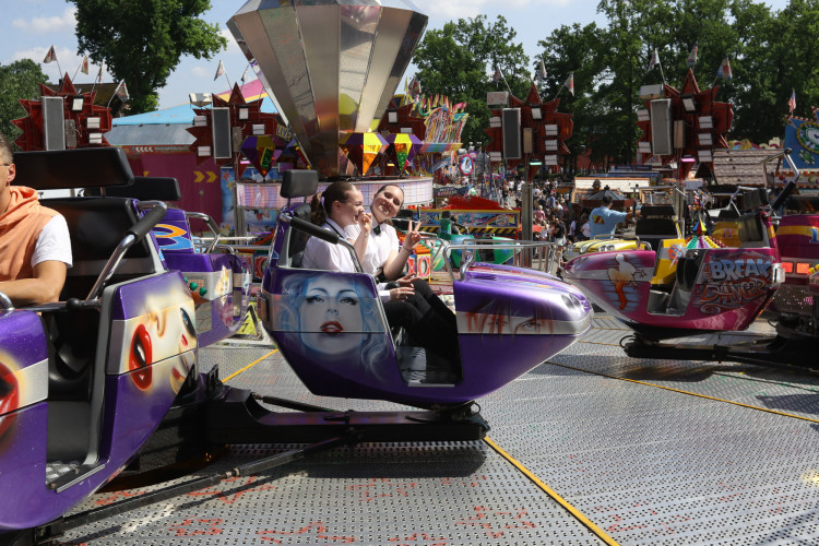 KURT-Bildergalerie: Breakdancer, Autoskooter, Zuckerwatte und mehr – Hier kommen die schönsten Fotos vom Rummel zum Gifhorner Schützenfest