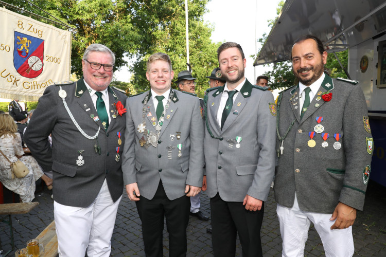 KURT-Bildergalerie: Große Partys zum Schützenfest-Abschluss – mit großem Feuerwerk
