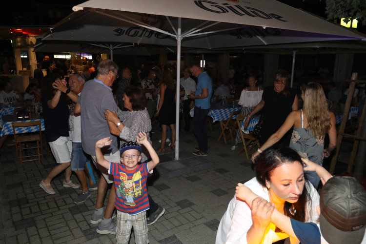 KURT-Bildergalerie: Hier kommen die schönsten Fotos vom Altstadtfest-Freitag