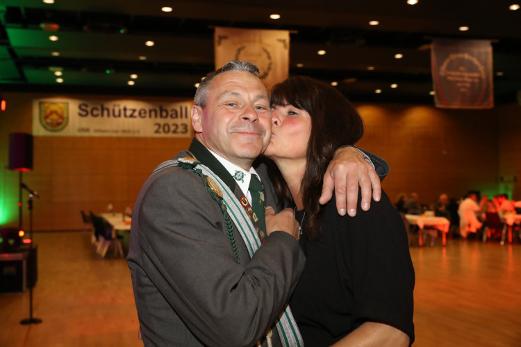 KURT-Bildergalerie: So schön waren die Schützenbälle in der Stadthalle und im BSK-Saal