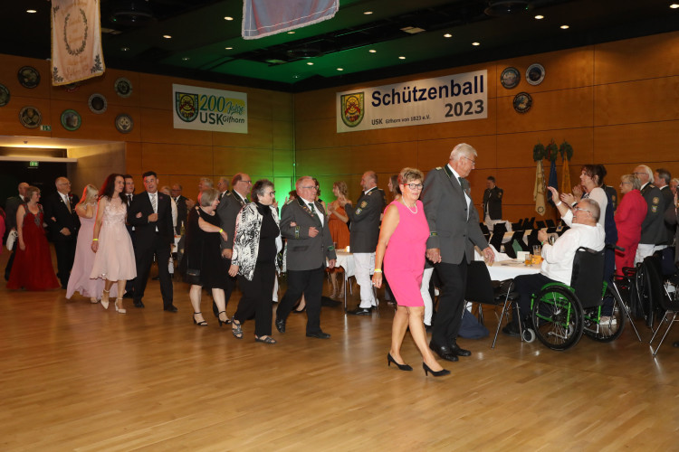 KURT-Bildergalerie: So schön waren die Schützenbälle in der Stadthalle und im BSK-Saal
