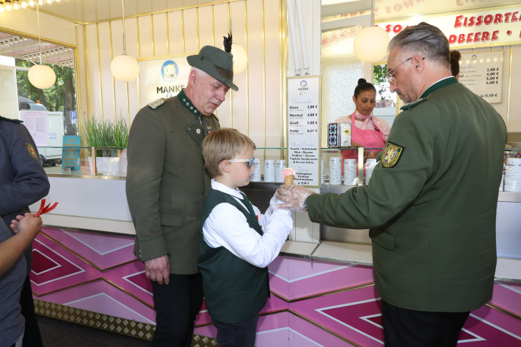 KURT-Bildergalerie: So toll war Gifhorns Kinderschützenfest – mit Proklamation der neuen Kindermajestäten