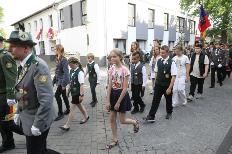 KURT-Bildergalerie: So toll war Gifhorns Kinderschützenfest – mit Proklamation der neuen Kindermajestäten