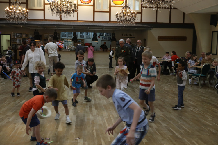 KURT-Bildergalerie: So toll war Gifhorns Kinderschützenfest – mit Proklamation der neuen Kindermajestäten