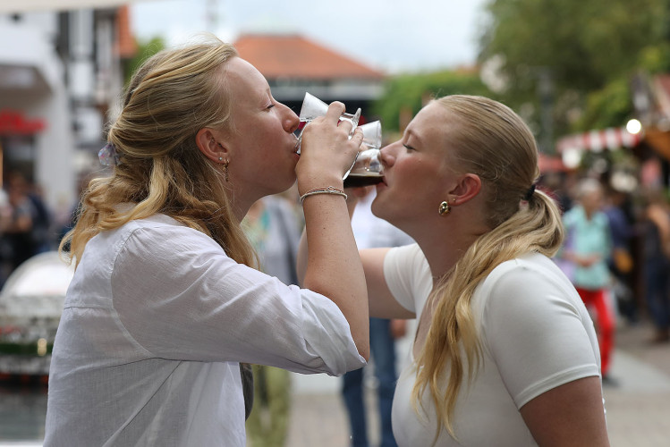 KURT-Bildergalerie: Voller Power geht das Gifhorner Altstadtfest am Samstag weiter – Hier gibt's die schönsten Fotos