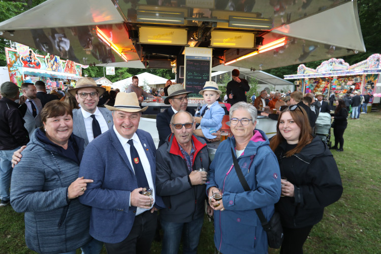 KURT-Fotogalerie zum Schützenfest Kästorf: Marius Wersal heißt Kästorfs neuer König