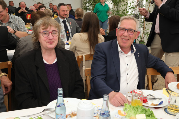 KURT-Fotogalerie zum Schützenfest Kästorf: Marius Wersal heißt Kästorfs neuer König
