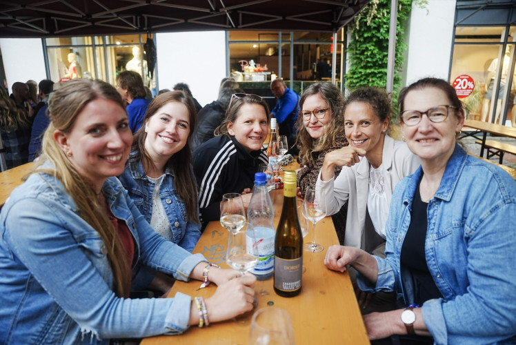 KURT zeigt Euch die schönsten Fotos von Gifhorns Weinfest-Eröffnung – Noch bis Samstag geht der Spaß in der Innenstadt weiter