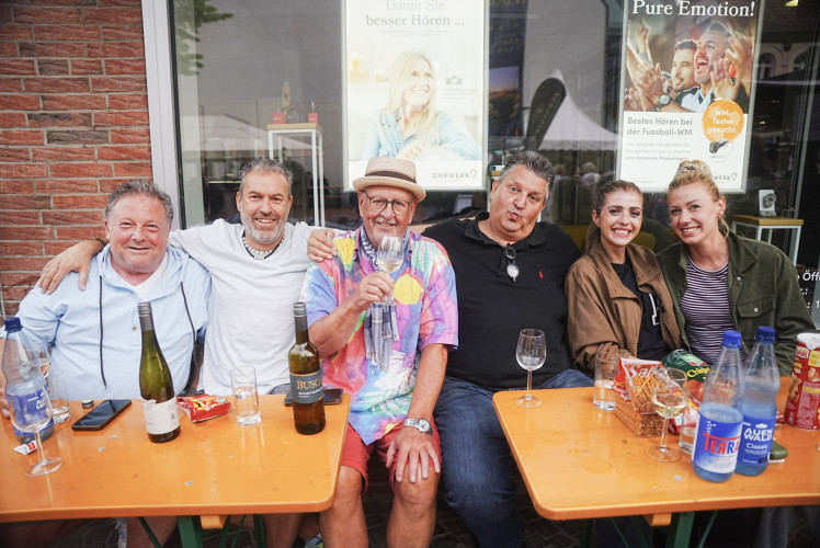 KURT zeigt Euch die schönsten Fotos von Gifhorns Weinfest-Eröffnung – Noch bis Samstag geht der Spaß in der Innenstadt weiter