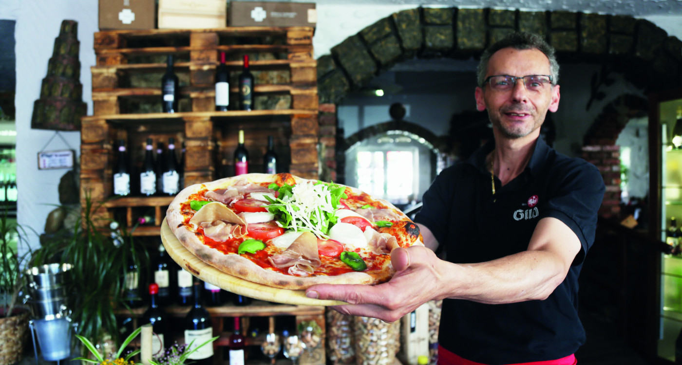 La Fontana lässt den Pizzaofen an - Alle Speisen gibt's jetzt zur Abholung