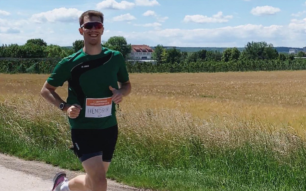 Laufaufgaben für das Einhorn namens Tarek - Die USK-Sommerbiathleten trainieren online und laufen für ihr Maskottchen