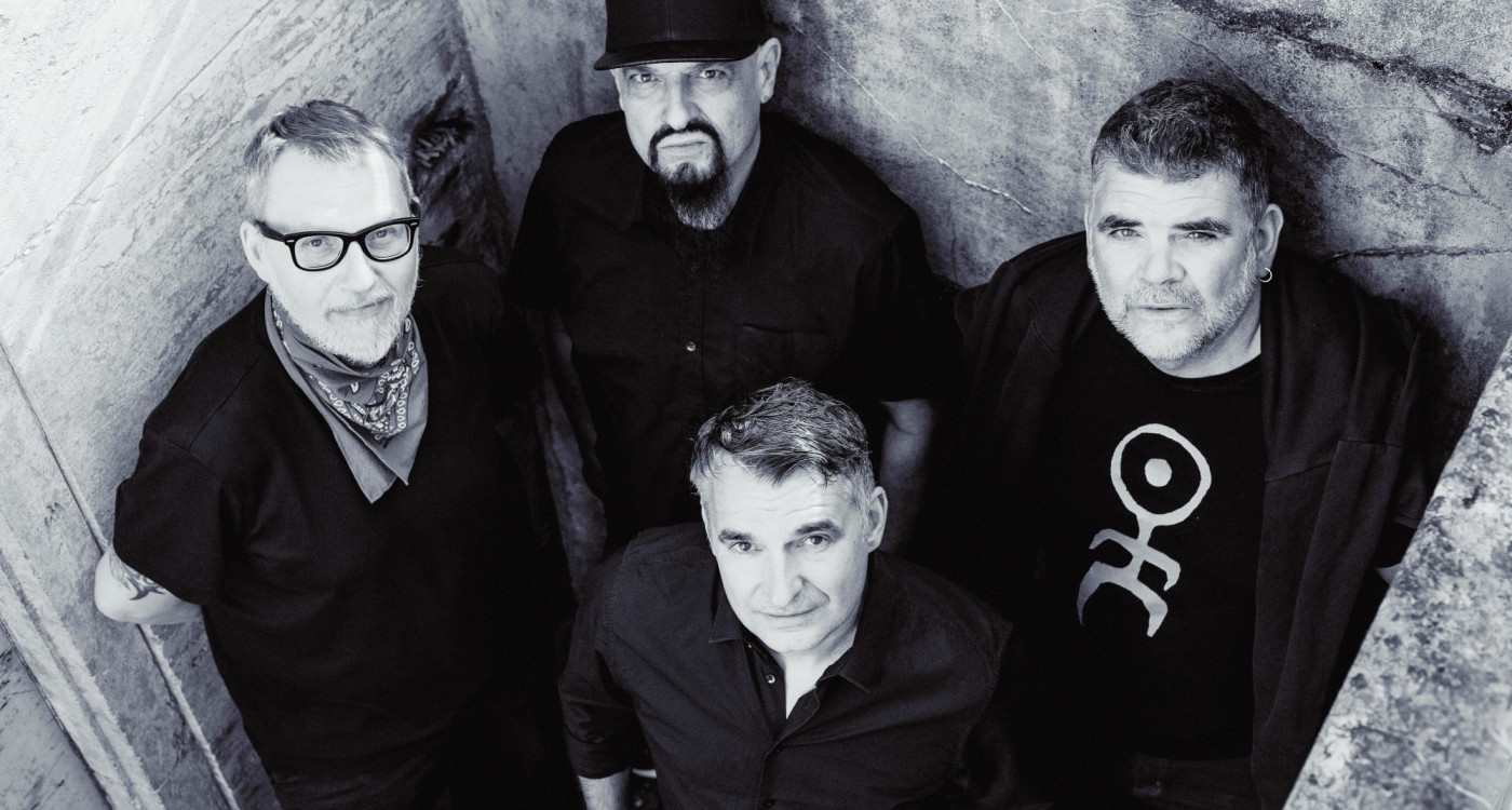 Leidenschaft brennt bis zum Burn-out – und weiter: Der Knesebecker Maler Dirk Wink-Hartmann steigt bei Rockband Don‘t Care! ein