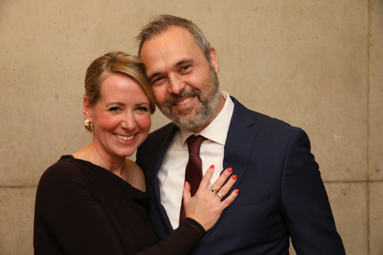 Locker in der Hüfte, immer ein Lächeln im Gesicht: KURT zeigt die schönsten Fotos des USK-Apfelsinenballs