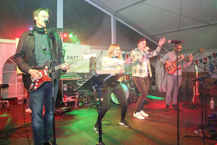 Mal wieder ein wunderbares Fest: Neubokel feierte das Schützenfest mit toller Musik und vielen Spaßbuden