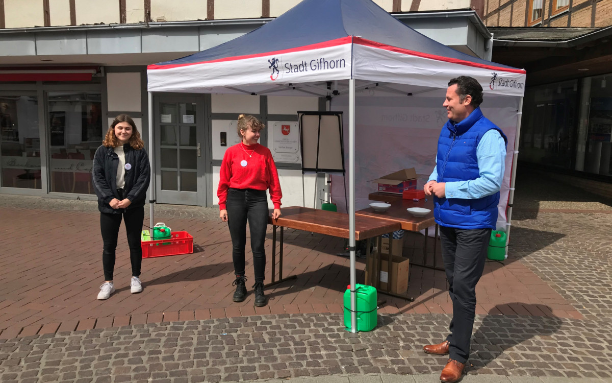 Morgen gibt's Gifhorn-Masken auf dem Wochenmarkt