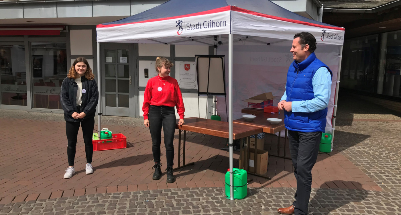 Morgen gibt's Gifhorn-Masken auf dem Wochenmarkt