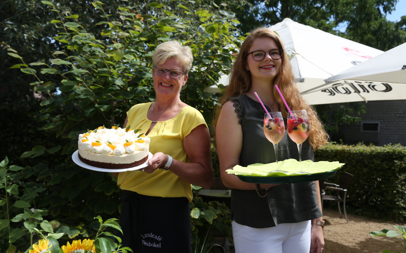 Mehr genießen im Landcafé Neubokel: Neben leckeren Kuchen, Torten und Kaffee gibt‘s ab Mai auch ein Spargelbuffet