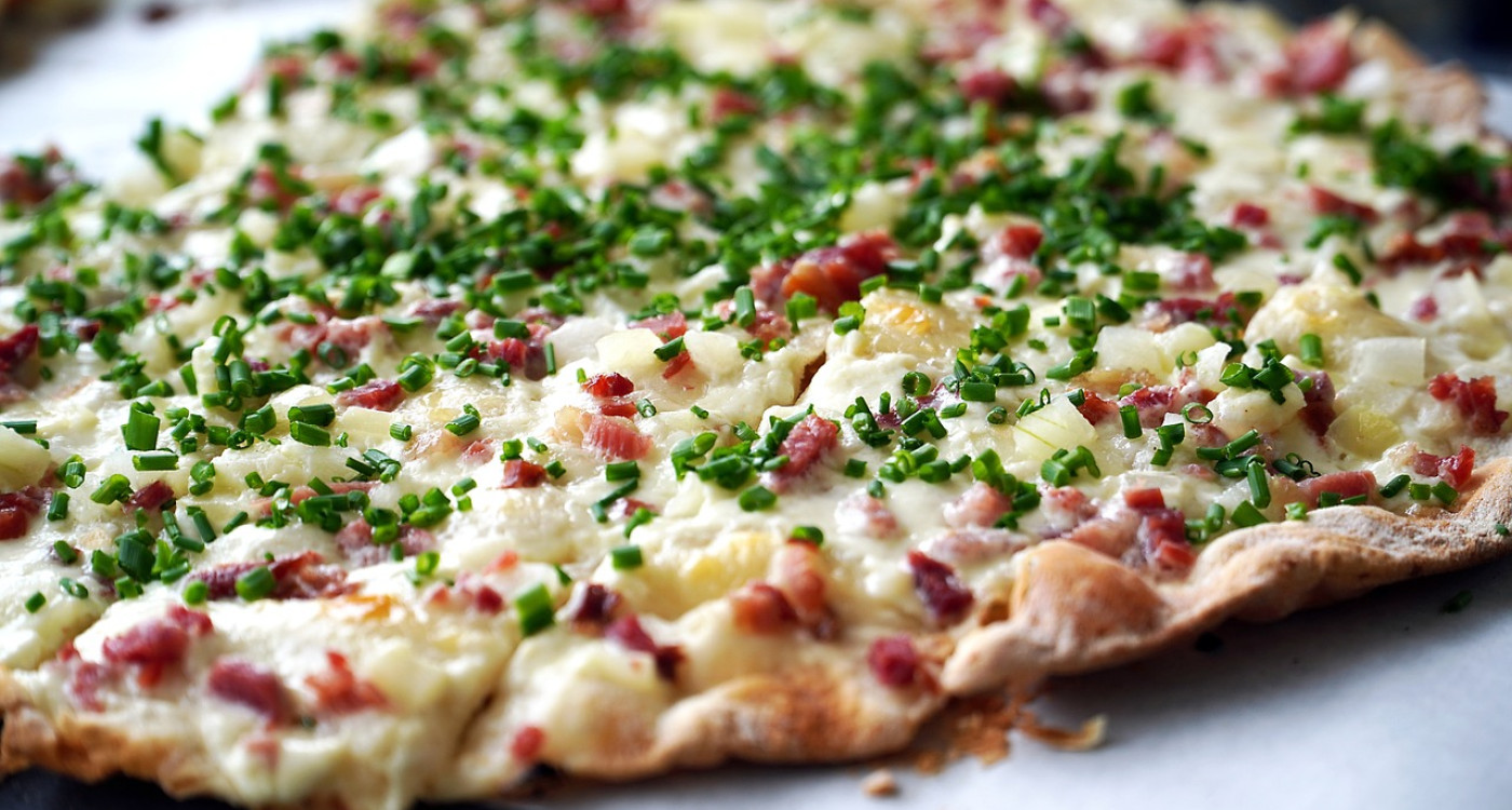 Mmh, knuspriger Flammkuchen: Beim Einkaufen der Zutaten wird KURT-Kolumnist Malte Schönfeld mit der Demographie konfrontiert
