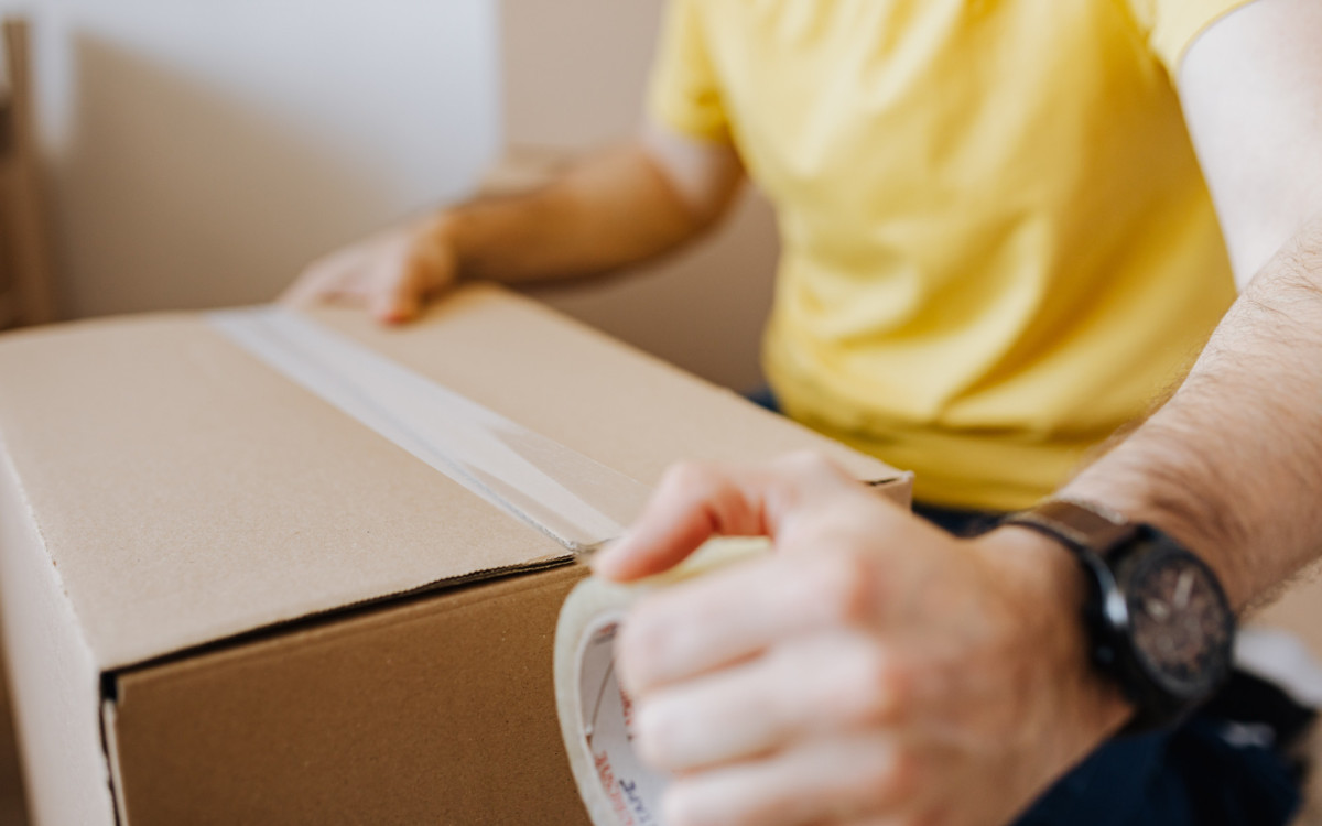 Möchtest Du Dir etwas verdienen? Sei dabei und hilf KURT bei der Verteilung der neuen Magazine