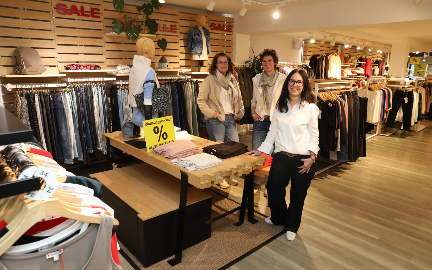 Moderner und frischer, sonst bleibt alles gleich: Vor dem Umbau im Februar werden Cecil und Street One in Gifhorn leerverkauft