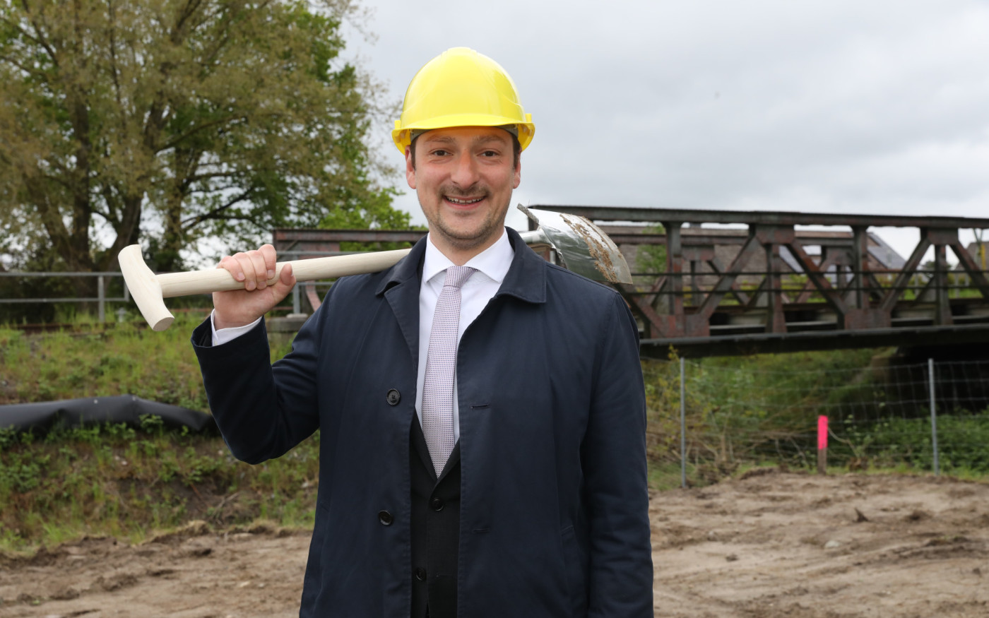 Nach 50 Jahren fährt Isenbüttel wieder Bahn: Einst weckte der Bahnhof den politischen Geist von Bürgermeister Jannis Gaus