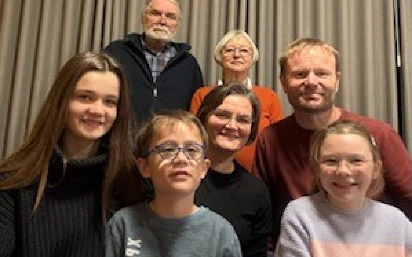 Nehmt uns bitte nicht dieses kleine Fünkchen Glück: Die ganze Familie setzt sich für Anton Dralle und die Schule der Zukunft ein