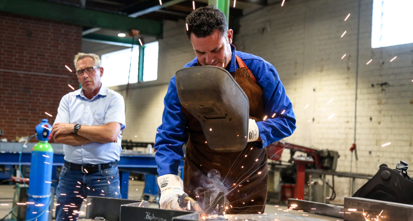 Nerlichs Sommertour startet an heißer Werkbank